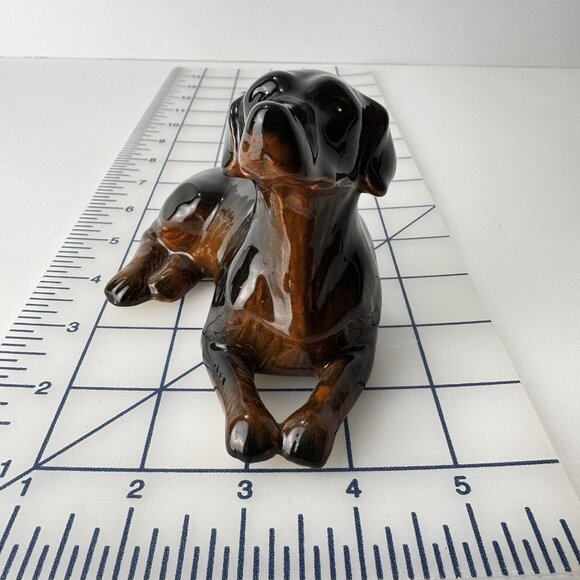 Black Brown Labrador Dog Waiting Laying Down Ceramic Figurine Decor Vintage - Picture 7 of 9